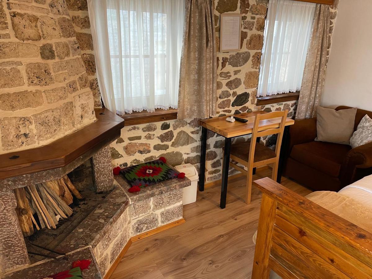 Bujtina Liana Voskopoje Hotel Buitenkant foto