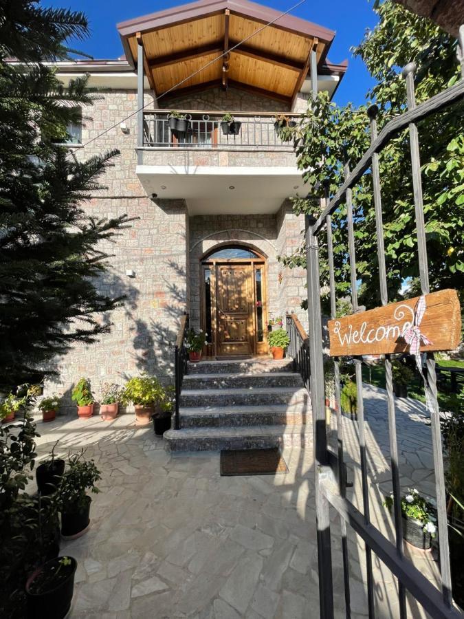 Bujtina Liana Voskopoje Hotel Buitenkant foto