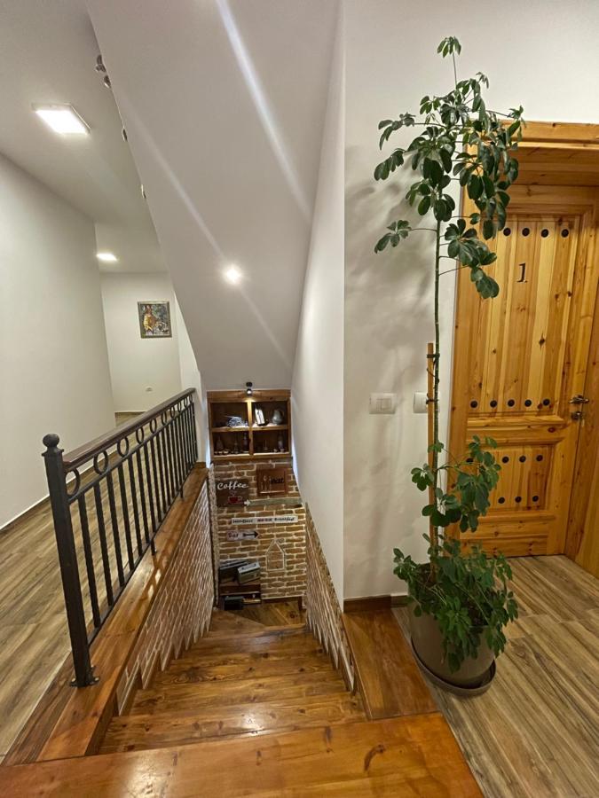 Bujtina Liana Voskopoje Hotel Buitenkant foto