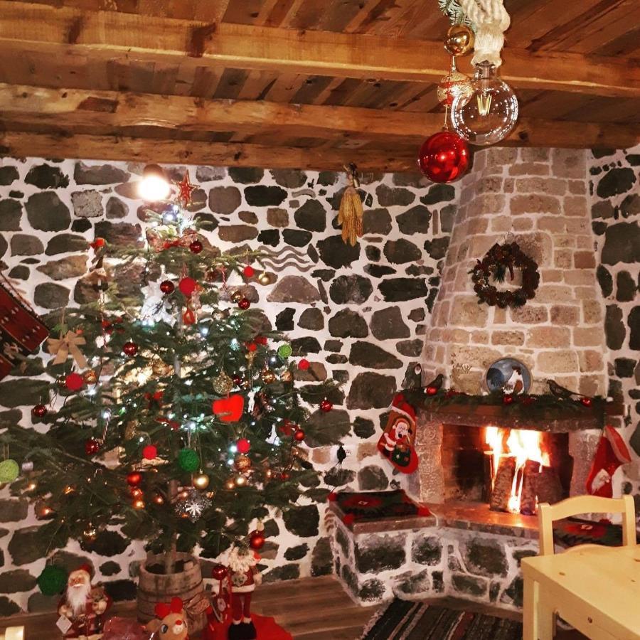 Bujtina Liana Voskopoje Hotel Buitenkant foto