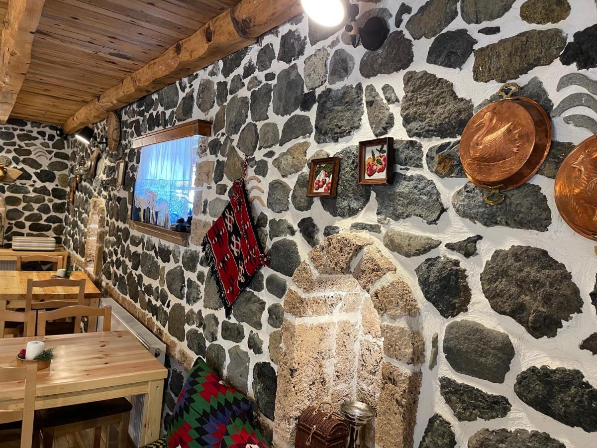 Bujtina Liana Voskopoje Hotel Buitenkant foto