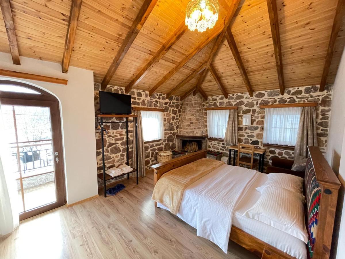 Bujtina Liana Voskopoje Hotel Buitenkant foto