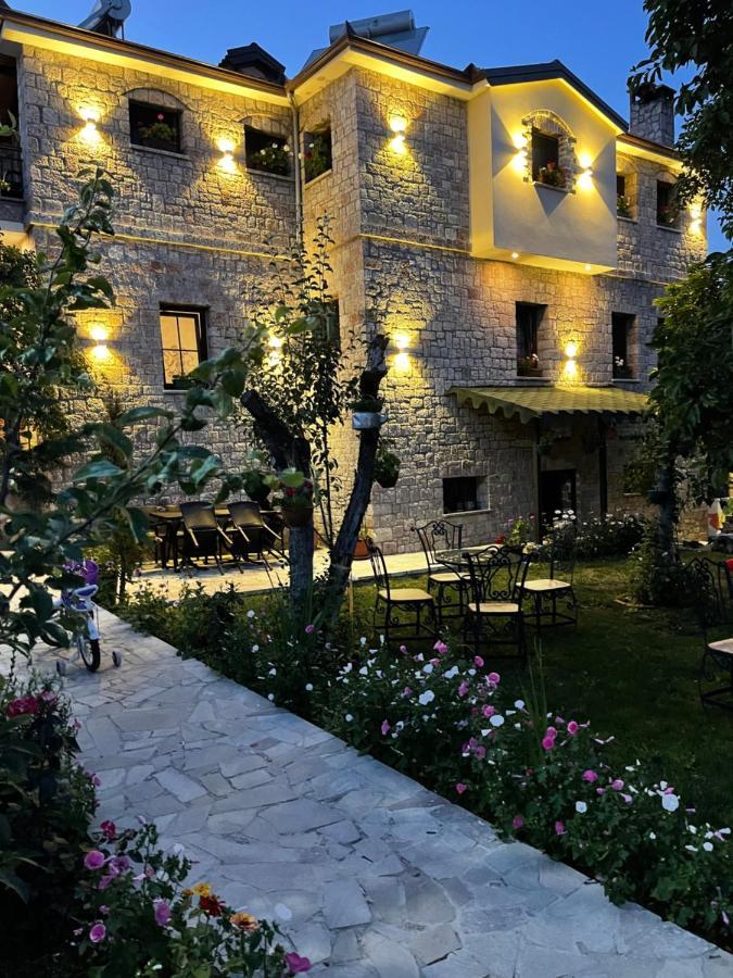 Bujtina Liana Voskopoje Hotel Buitenkant foto